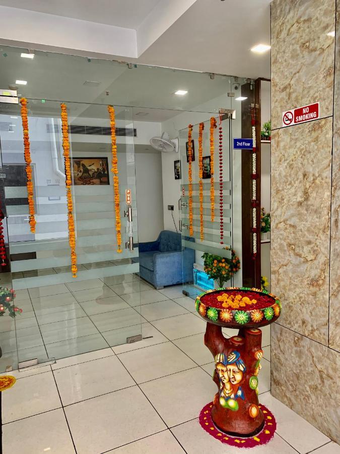 Amora Rooms Dwarka New Delhi Exteriör bild