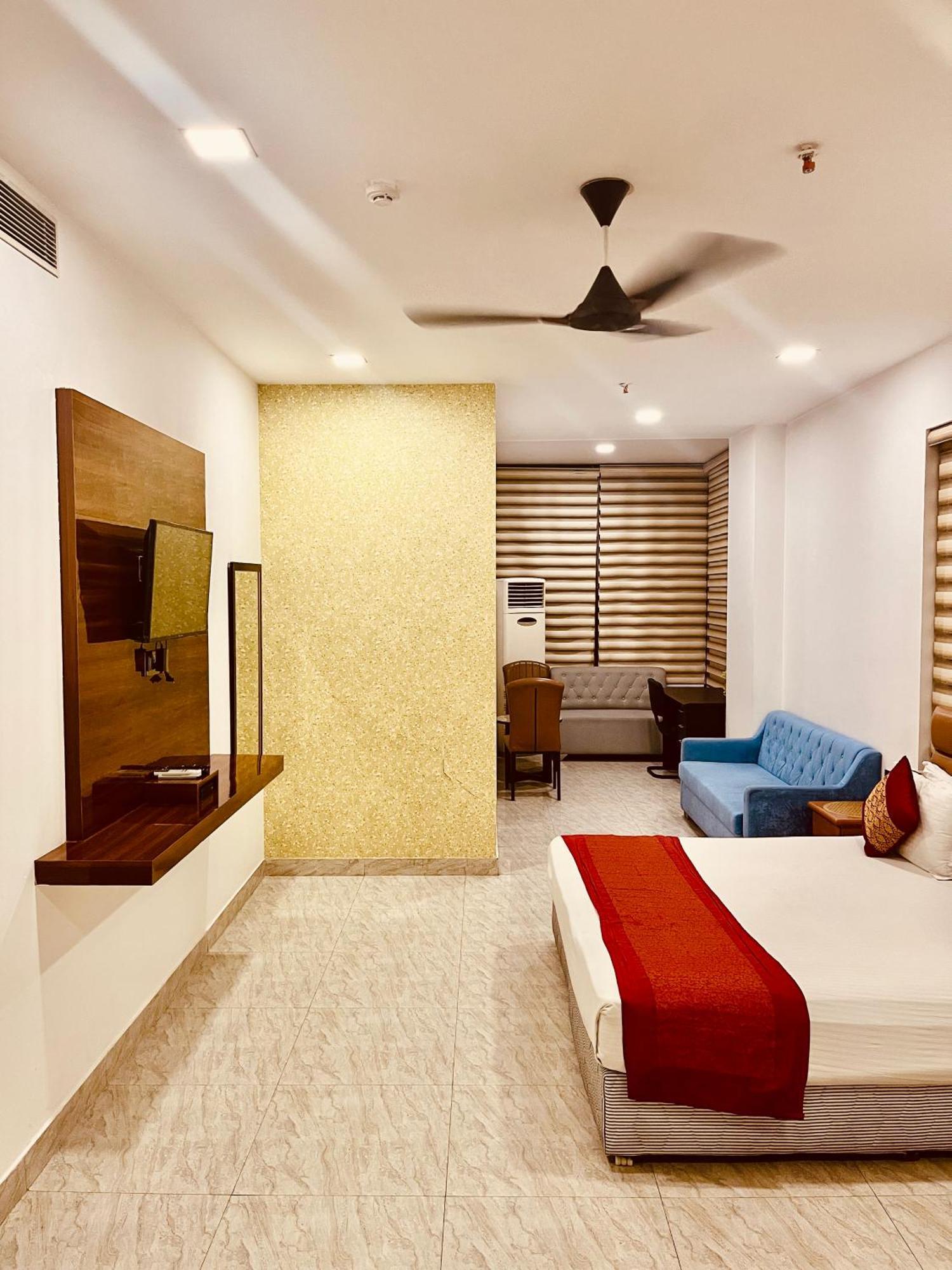 Amora Rooms Dwarka New Delhi Exteriör bild