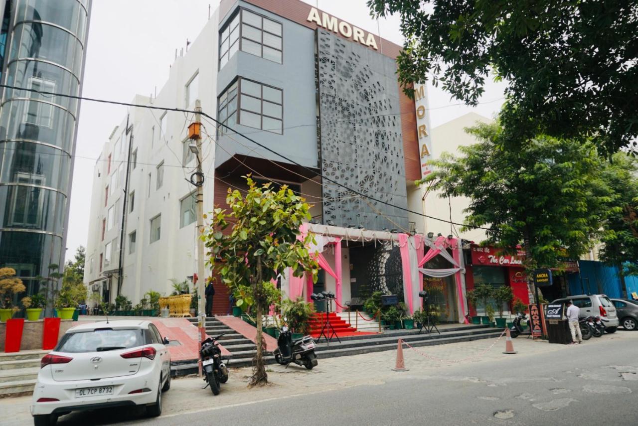 Amora Rooms Dwarka New Delhi Exteriör bild
